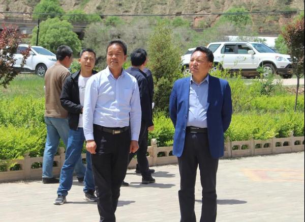 听取了镇党委副书记,镇长黎晓峰关于李氏文化保护及传承情况的讲解